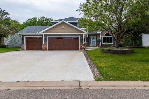 9007 Regent Parkway, Brooklyn Park, MN 55443
