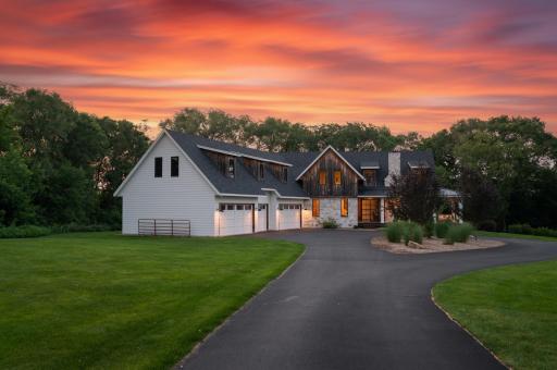 11526 245th Street E, Lakeville, MN 55044