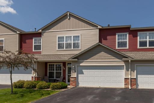 5028 Schumard Court SE, Rochester, MN 55904