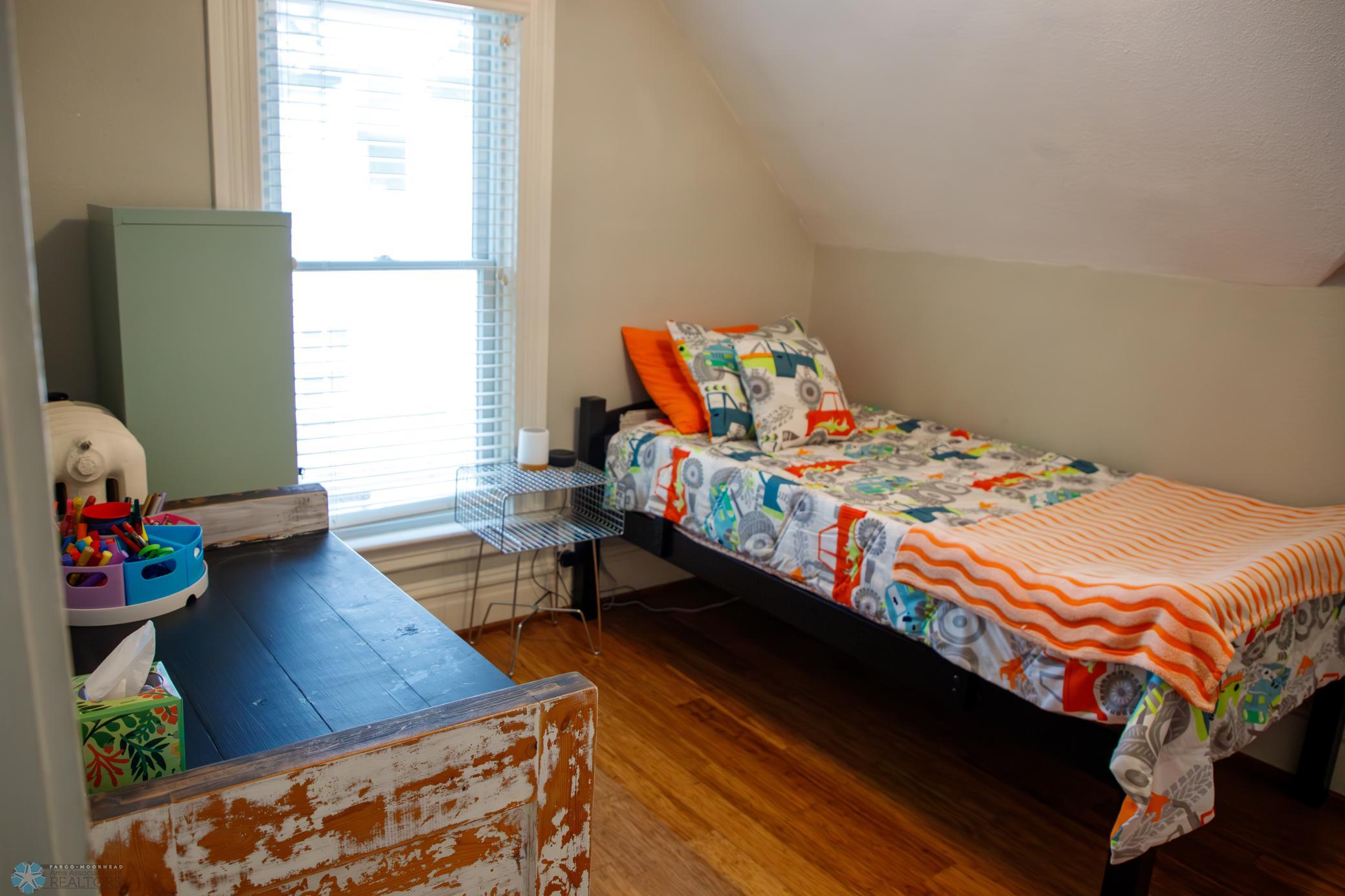 25 Third Bed 2.jpg