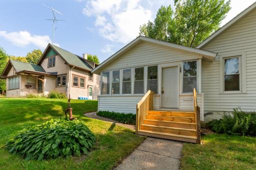 708 2nd Avenue NE, Waseca, MN 56093
