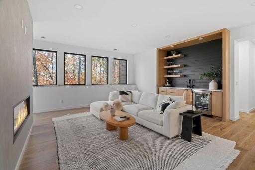 6190 Cardinal Road, Excelsior, MN 55331