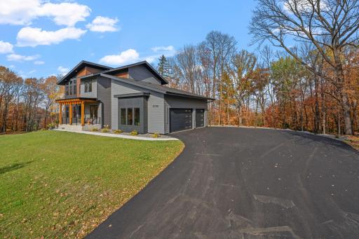 6190 Cardinal Road, Excelsior, MN 55331