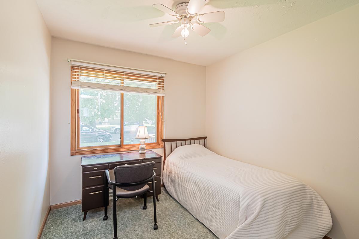 624 3rd St E, West Fargo, ND 58078-31.jpg