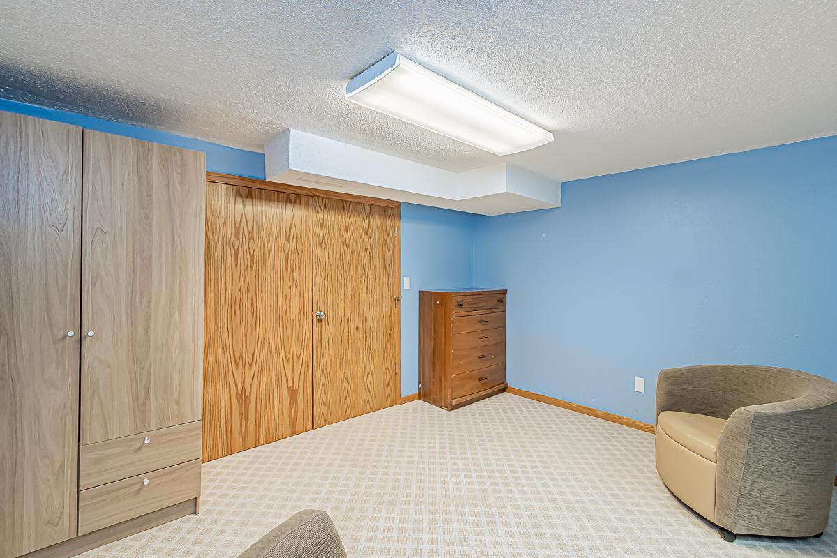 624 3rd St E, West Fargo, ND 58078-14.jpg