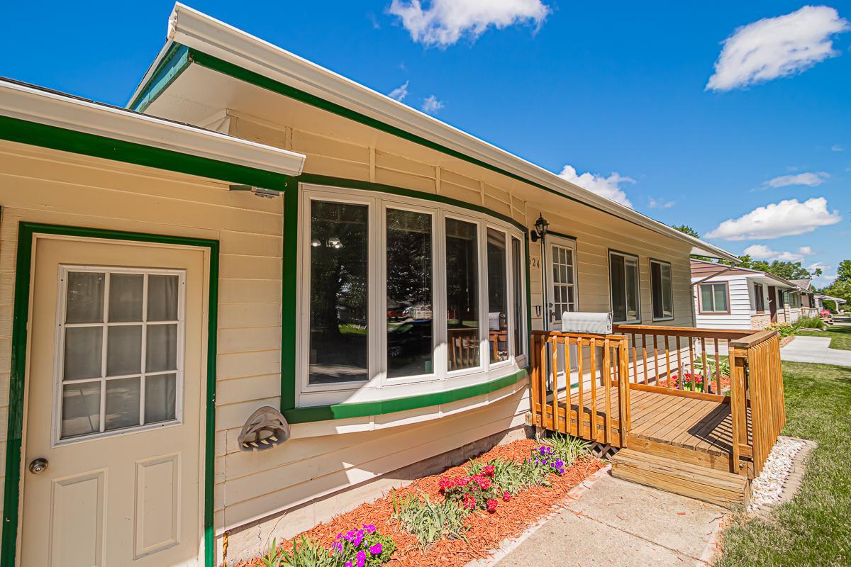 624 3rd St E, West Fargo, ND 58078-07.jpg