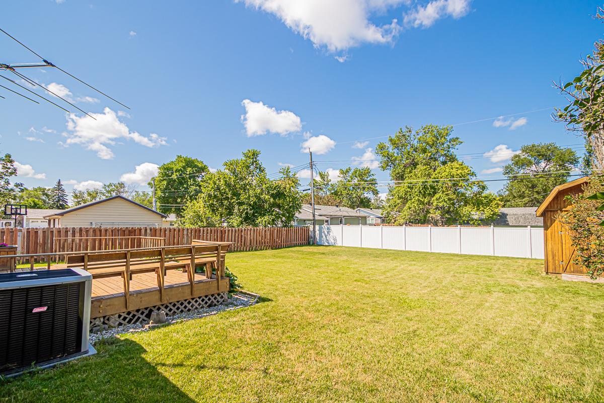624 3rd St E, West Fargo, ND 58078-06.jpg