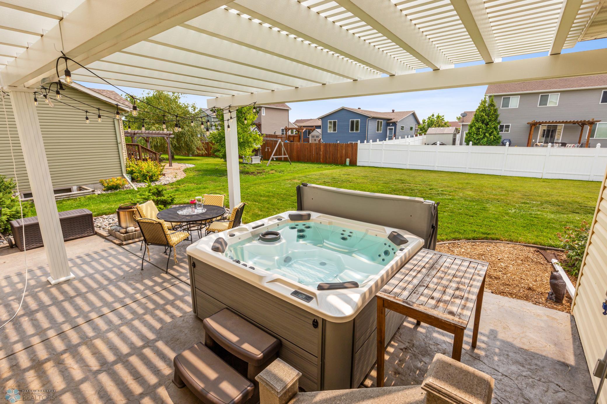 Hot Tub - Included