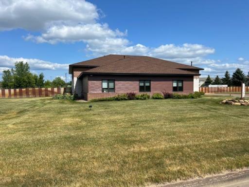 18533 Buchanan Street NE, Cedar, MN 55011