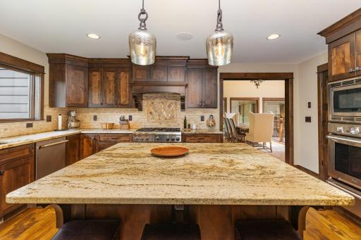 1221 Mckinley Drive, Hudson, WI 54016