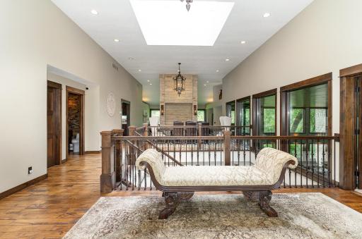 1221 Mckinley Drive, Hudson, WI 54016