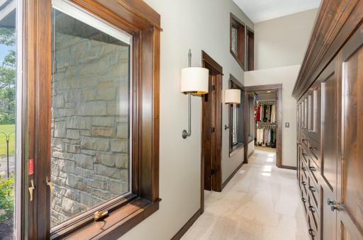 1221 Mckinley Drive, Hudson, WI 54016
