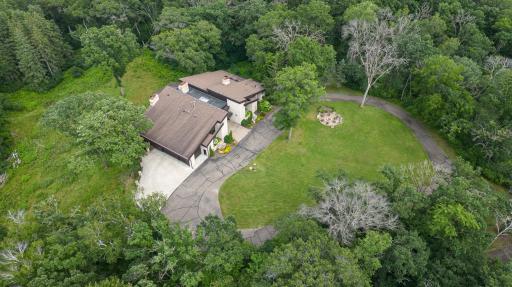 1221 Mckinley Drive, Hudson, WI 54016