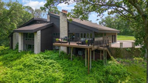 1221 Mckinley Drive, Hudson, WI 54016