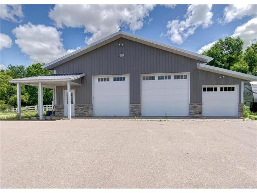 14900 Lawndale Lane N, Dayton, MN 55327
