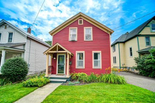 807 3rd Street S, Stillwater, MN 55082