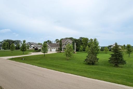 5241 Millie Road SW, Rochester, MN 55902