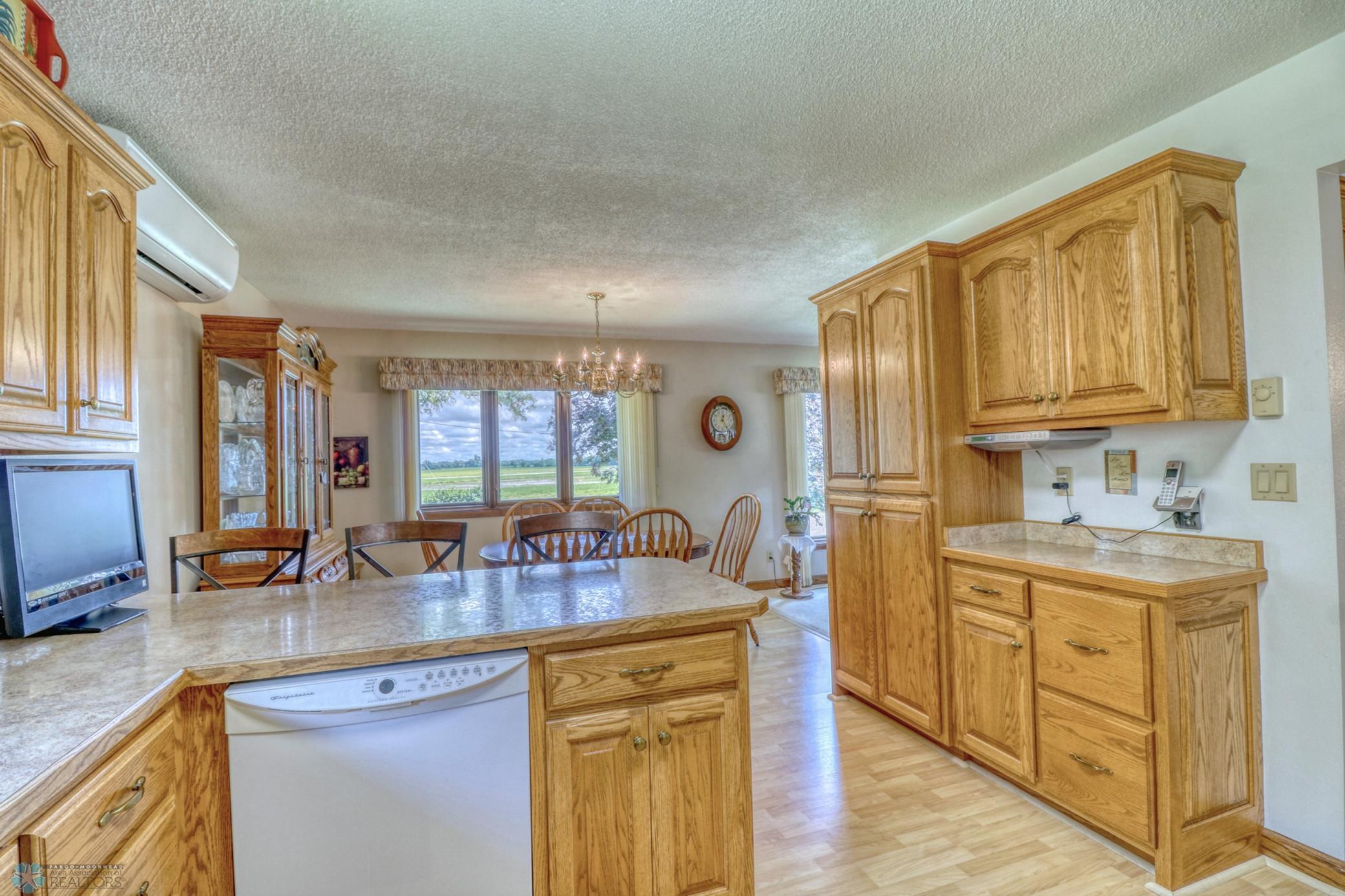 Kitchen1_4.jpg