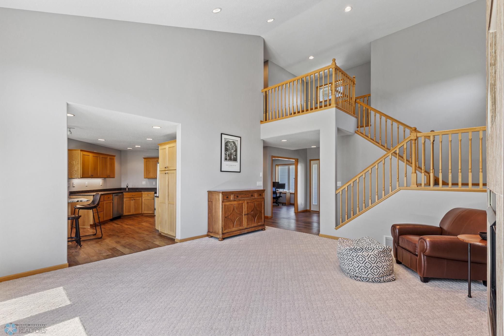 Open plan w catwalk