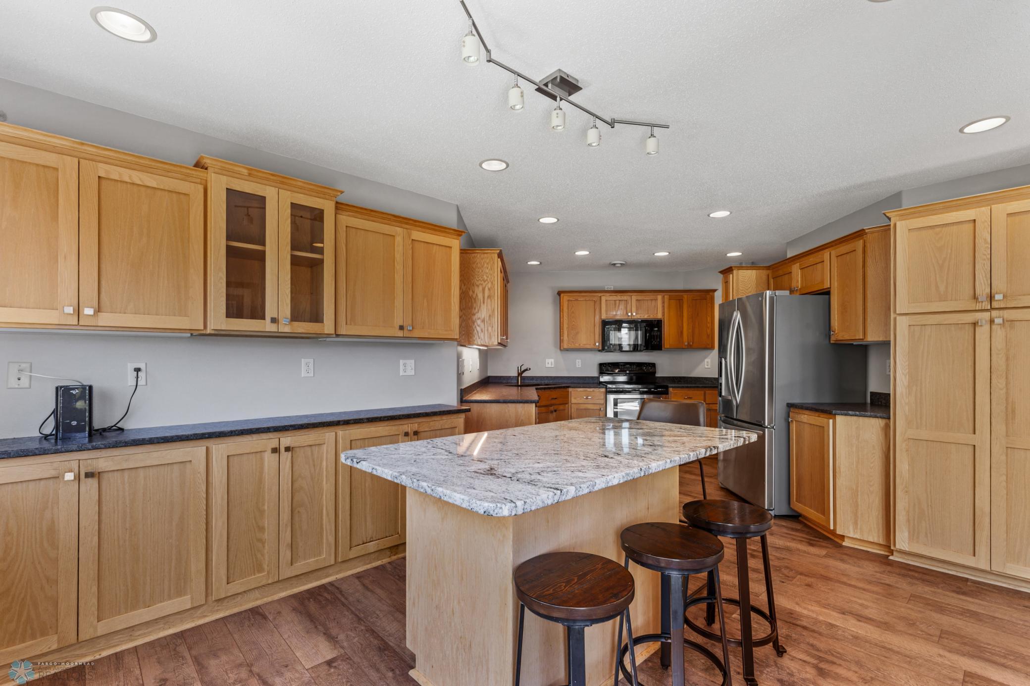 Marble counters w island