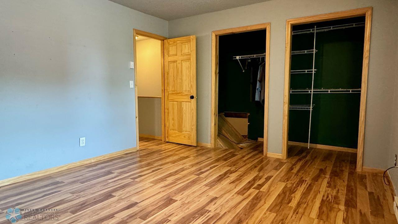 (18) Primary Bedroom.jpeg