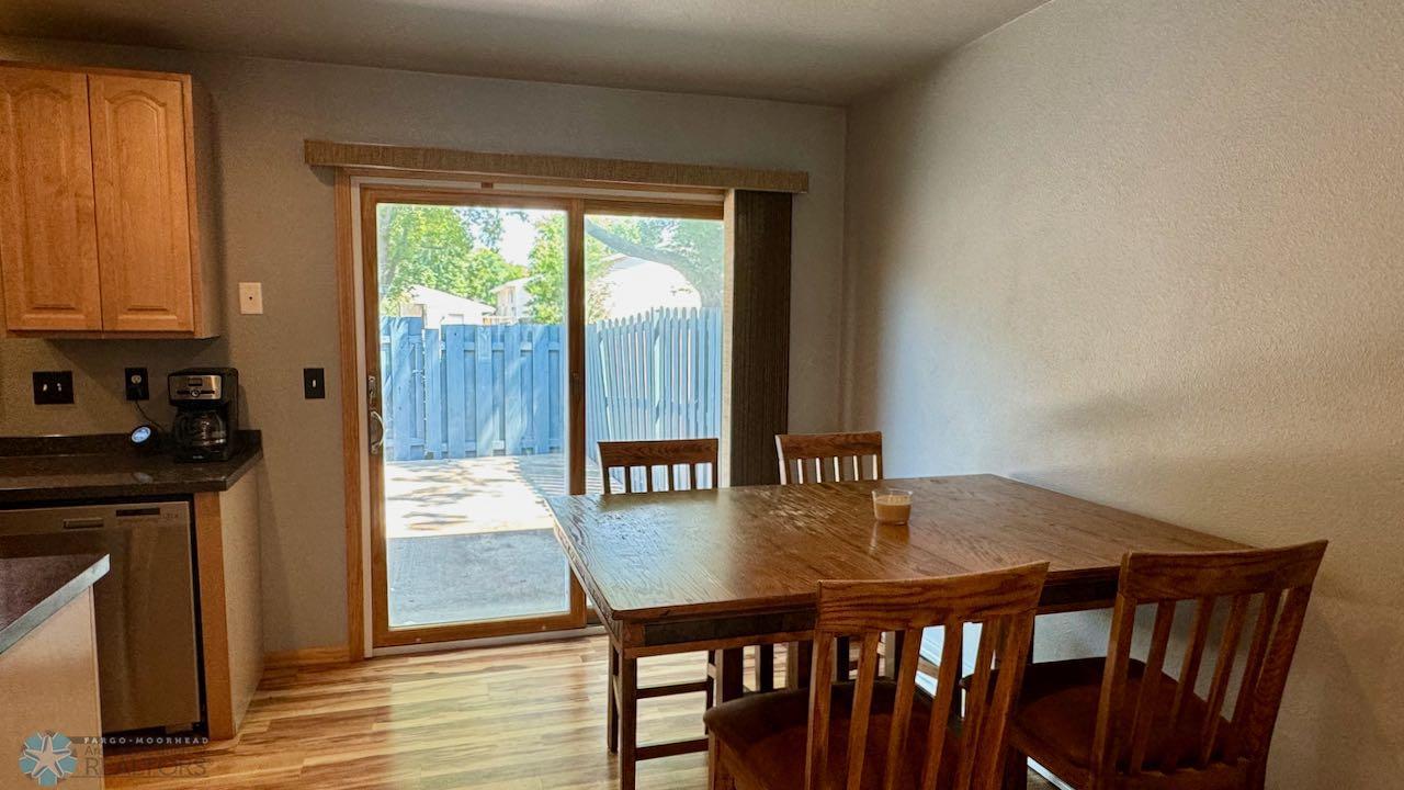 (15) Dining Room.jpeg