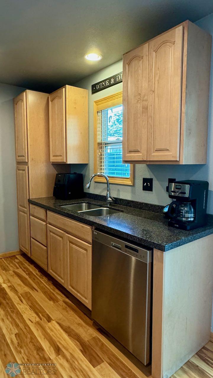 (14) Kitchen.jpeg