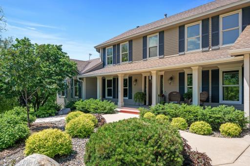 24710 Beard Court, Lakeville, MN 55044