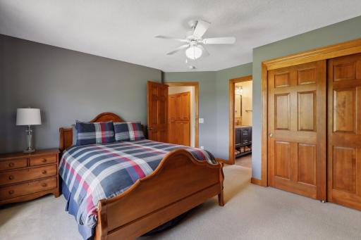 1632 86th Court E, Inver Grove Heights, MN 55077