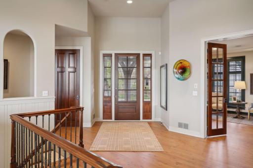 29 Pine Road, Saint Paul, MN 55127