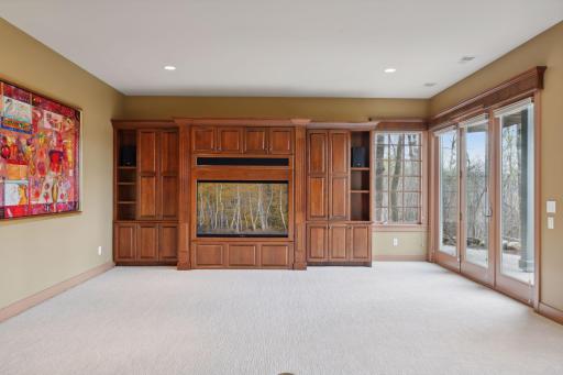 29 Pine Road, Saint Paul, MN 55127