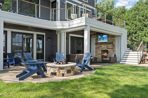 1571 Finch Lane, Mound, MN 55364