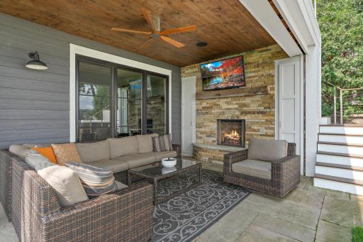 1571 Finch Lane, Mound, MN 55364