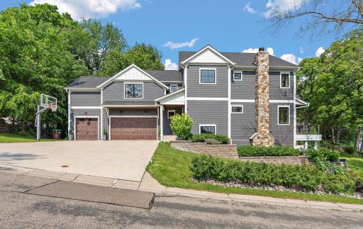 1571 Finch Lane, Mound, MN 55364