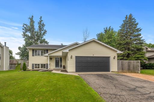1728 Thistle Lane, Shakopee, MN 55379