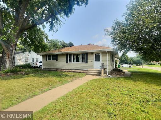 5400 James Avenue N, Minneapolis, MN 55430
