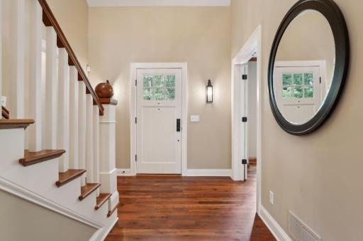 1050 East Avenue, Mahtomedi, MN 55115