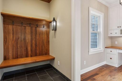 1050 East Avenue, Mahtomedi, MN 55115