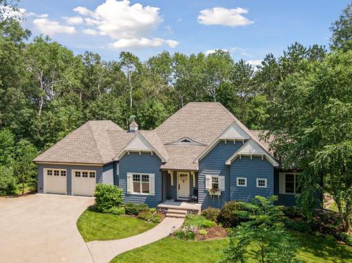 1050 East Avenue, Mahtomedi, MN 55115