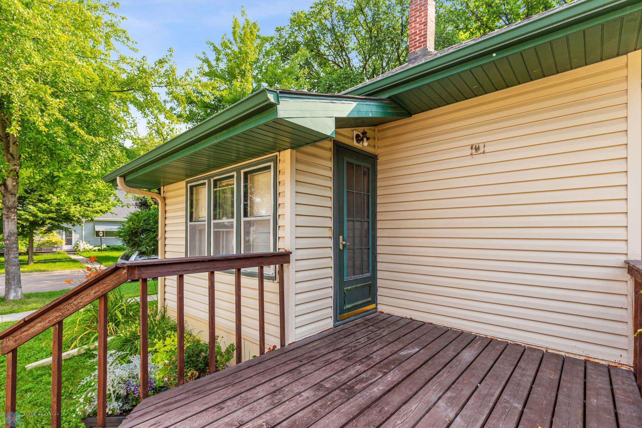 Rear deck