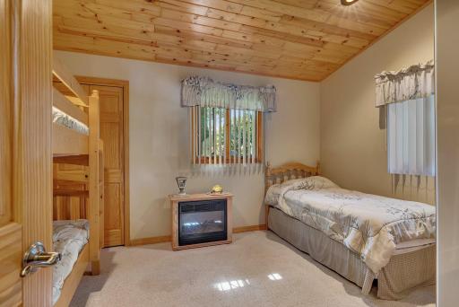 13948 Indian Beach Road, Spicer, MN 56288