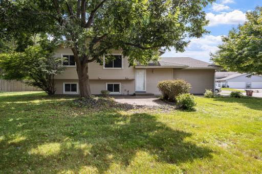 8936 Kirkwood Circle N, Maple Grove, MN 55369