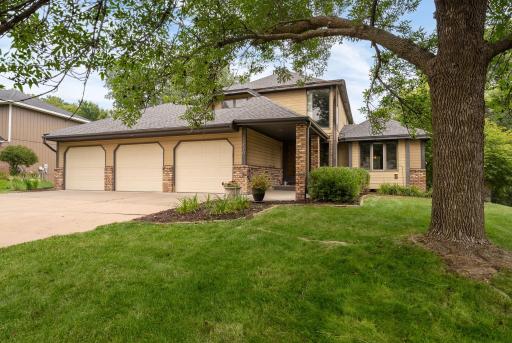 12820 46th Avenue N, Plymouth, MN 55442