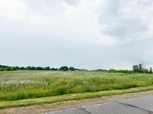 000 Plotts Ave, Worthington, MN 56187