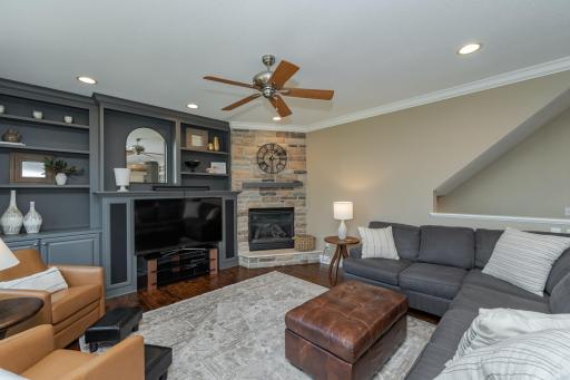 1120 Chippewa Drive NW, Rochester, MN 55901