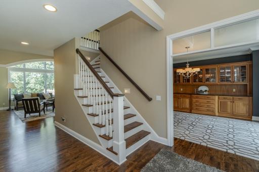 1120 Chippewa Drive NW, Rochester, MN 55901