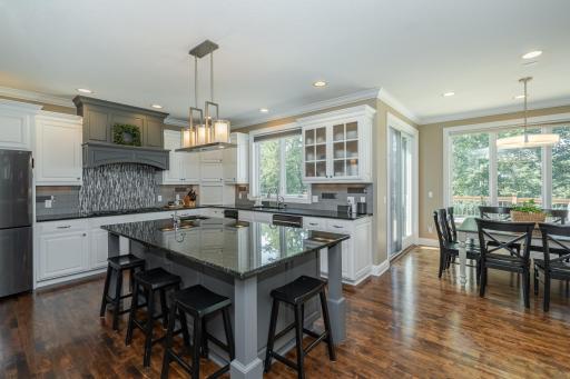 1120 Chippewa Drive NW, Rochester, MN 55901