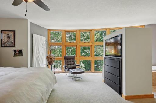 1124 Underhill Circle, Wayzata, MN 55391