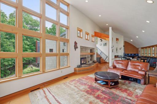 1124 Underhill Circle, Wayzata, MN 55391