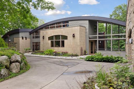 Welcome to 1124 Underhill nestled along the shores of Long Lake